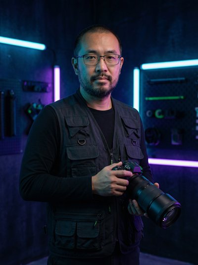 里番网摄影师张远山